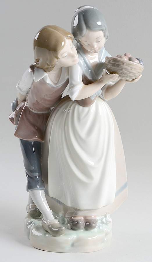 Brothers and Sisters Children With Fruits - With Box by Lladro-1