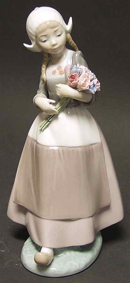 Dutch Girl Group Ingrid With Flowers - No Box by Lladro-1