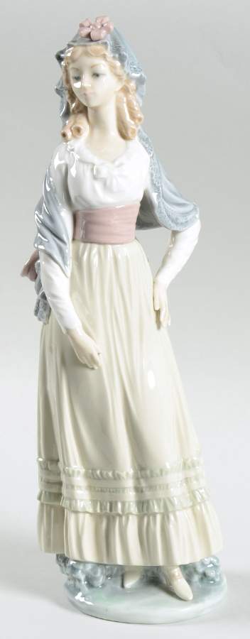 Spanish Traditions Goya Lady - No Box by Lladro-1