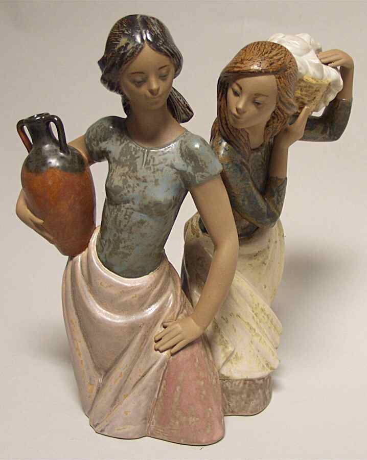 Women Working Laundress And Water Carrier - With Box by Lladro-1