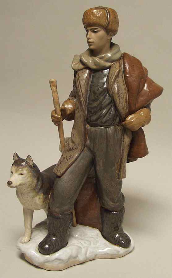 Professionals Arctic Explorer - Boxed by Lladro-1