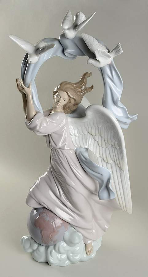 Angels and Cherubs Vision Of Peace - No Box by Lladro-1