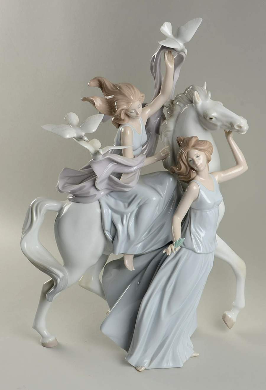 Fantasy & Legends Peace And Liberty - Boxed by Lladro-1