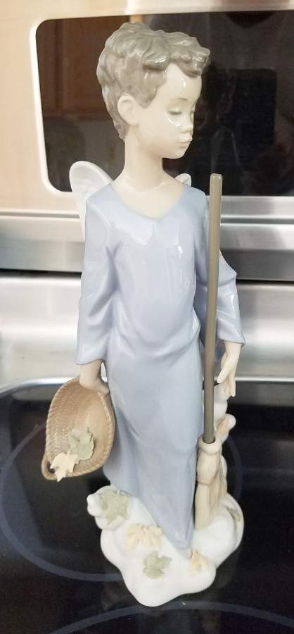 Angelic Seasons Fall Angel - No Box by Lladro-1