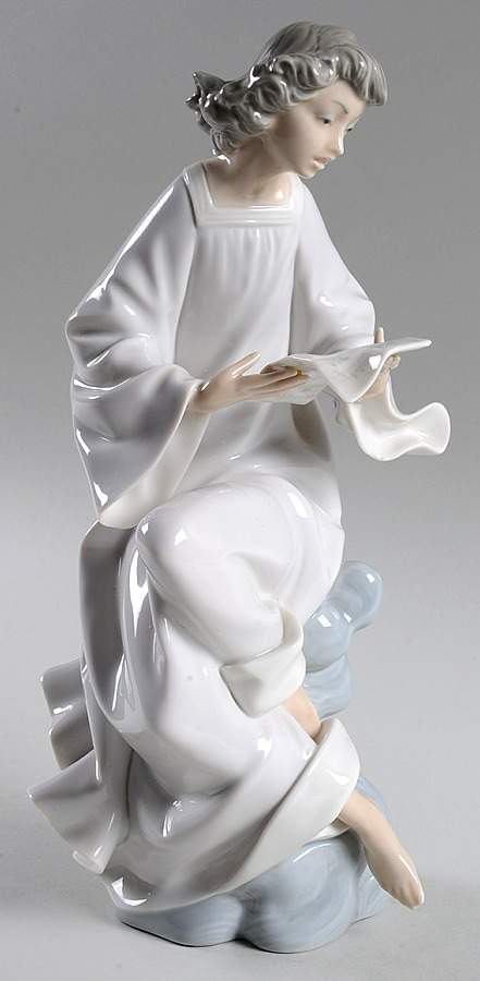 Angels and Cherubs Angel With Score - No Box by Lladro-1