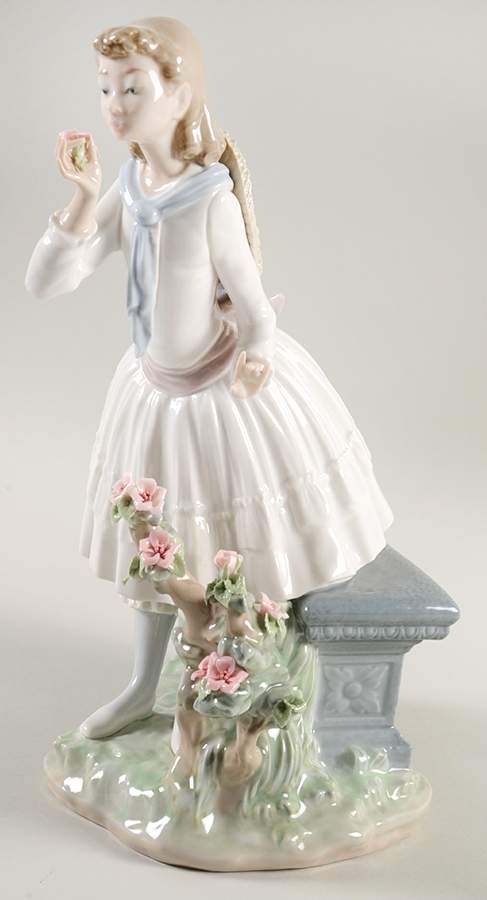 Children with Flowers Exquisite Scent - Boxed by Lladro-1