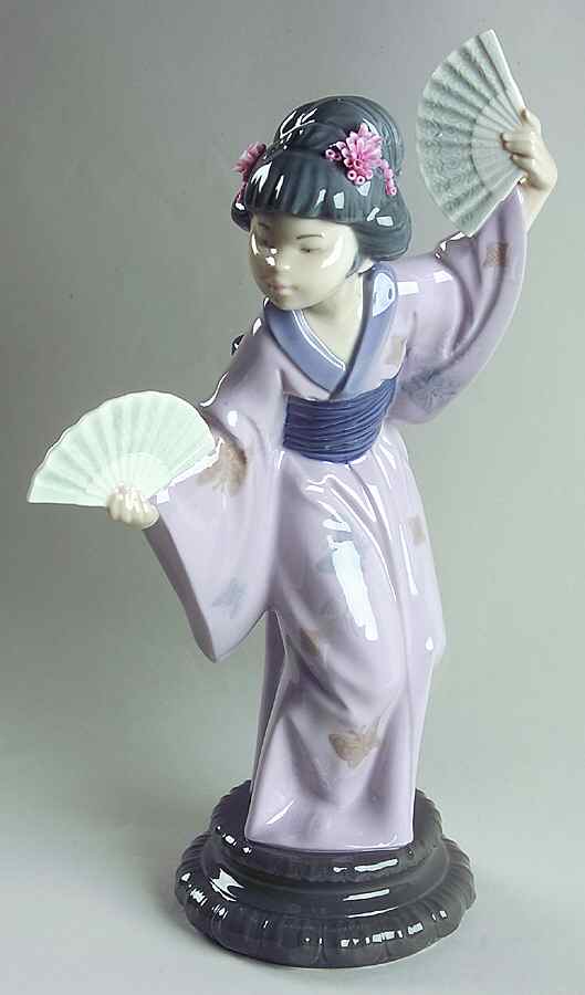Geisha Girls Madame Butterfly - Boxed by Lladro-1