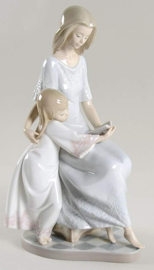 Women and Children Bedtime Story - No Box by Lladro-1