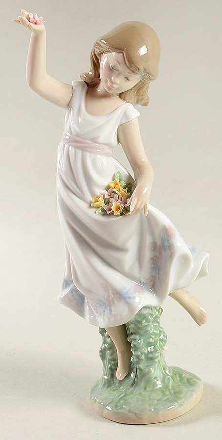 Children with Flowers Garden Dance - Boxed by Lladro-1