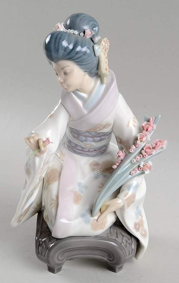 Japanese Ladies Kiyoko - Boxed by Lladro-1