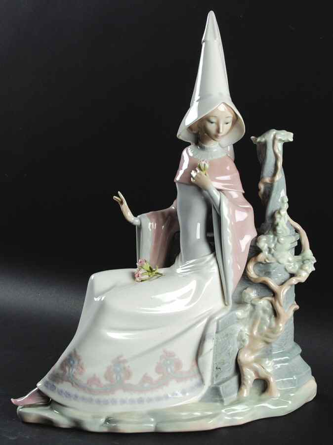 Fantasy & Legends Medieval Lady - Boxed by Lladro-1