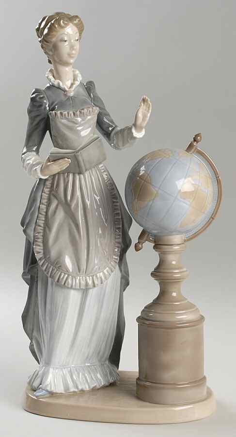 Professionals School Marm - No Box by Lladro-1