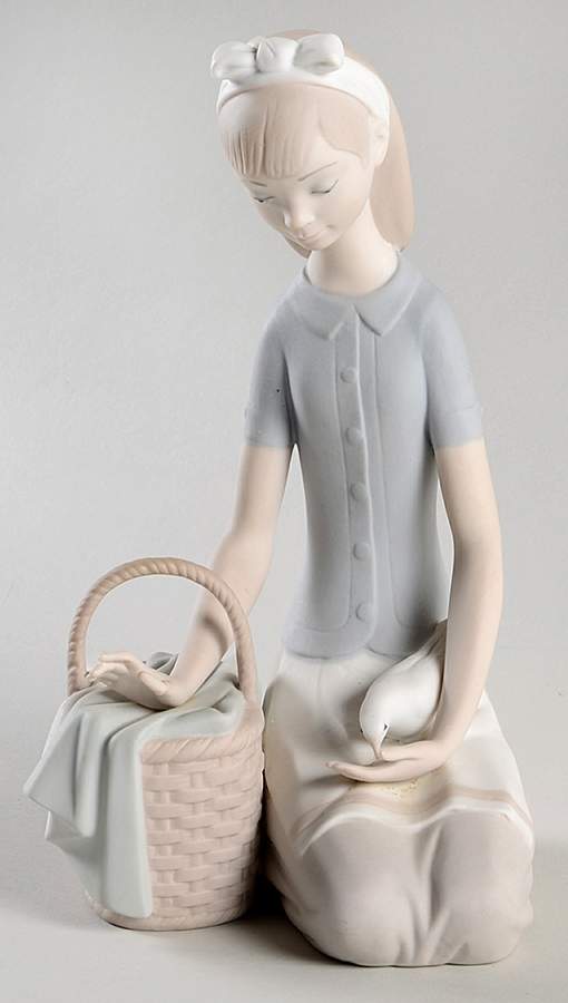 Children with Animals Girl With Dove - No Box by Lladro-1