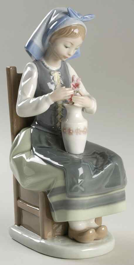 Children with Flowers Flower Harmony - No Box by Lladro-1