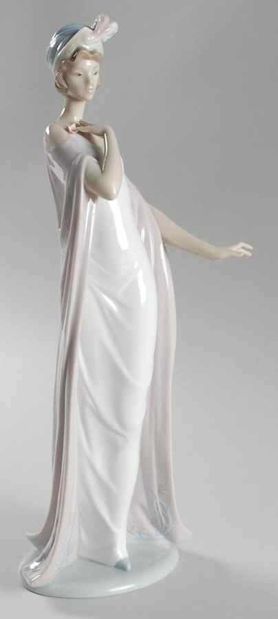 Elegant Ladies Breathless - No Box by Lladro-1
