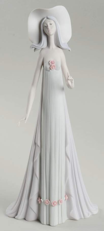 Elegant Ladies The Debutante - Boxed by Lladro-1
