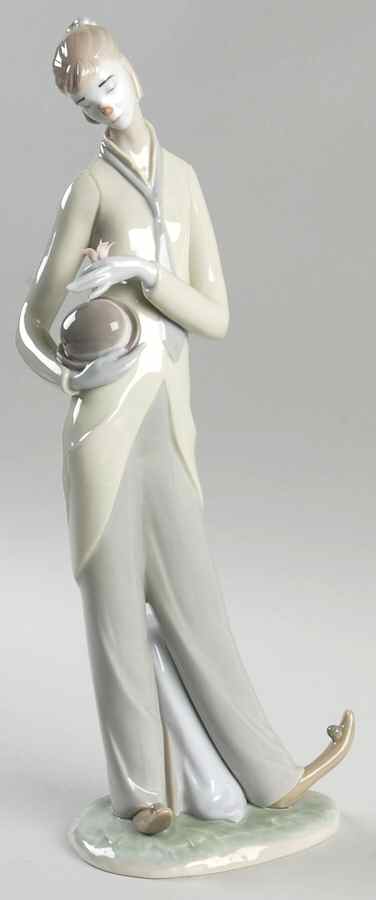 Dance Romantic Clown - Boxed by Lladro-1