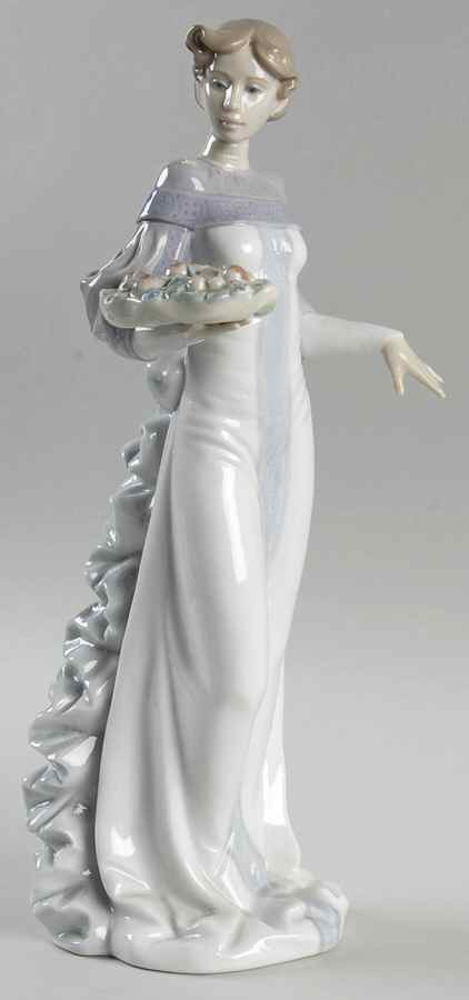Elegant Four Seasons Winter Love - Boxed by Lladro-1