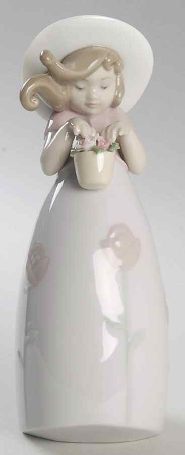 Children with Flowers Little Rose - No Box by Lladro-1