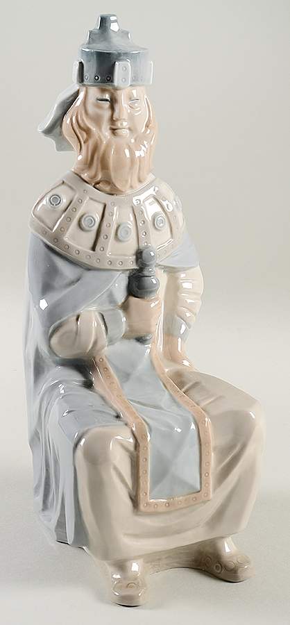 Gothic Collection Gothic King - With Box by Lladro-1