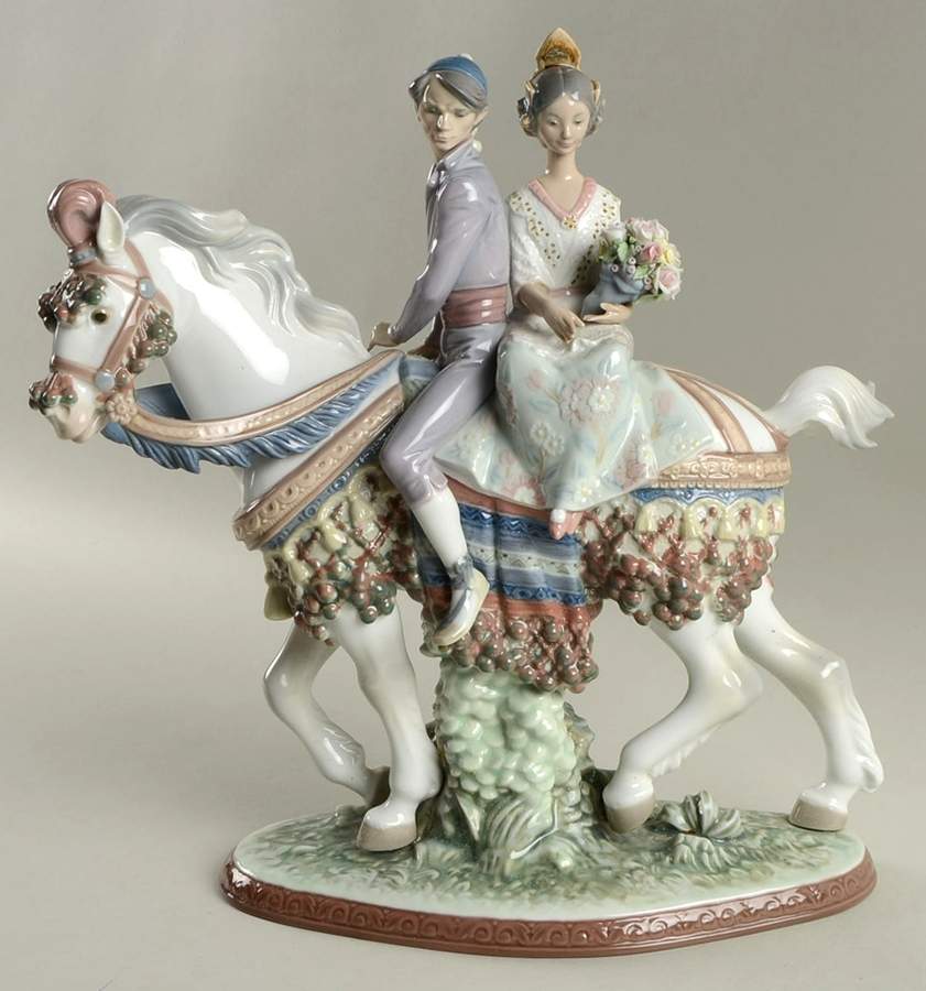 Valencian Valencian Couple On Horse - No Box by Lladro-1