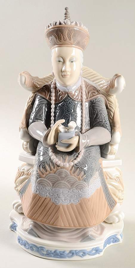 Asian Inspiration Chinese Noblewoman - Boxed by Lladro-1