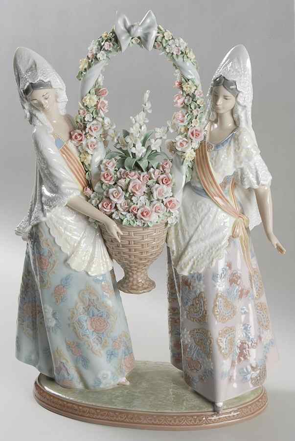 Valencian Floral Offering - With Box by Lladro-1