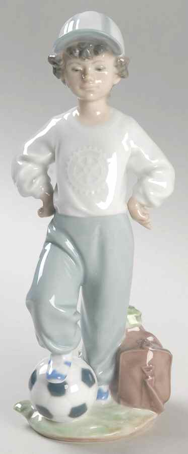 Sports Starting Forward - No Box by Lladro-1