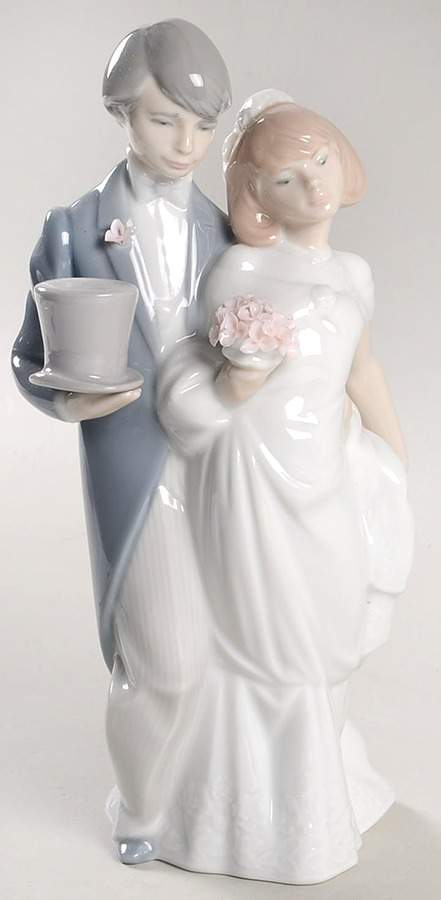 Wedding Wedding Bells - Boxed by Lladro-1