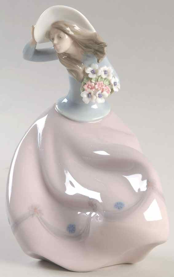 Girls on a Windy Day Blustery Day - No Box by Lladro-1