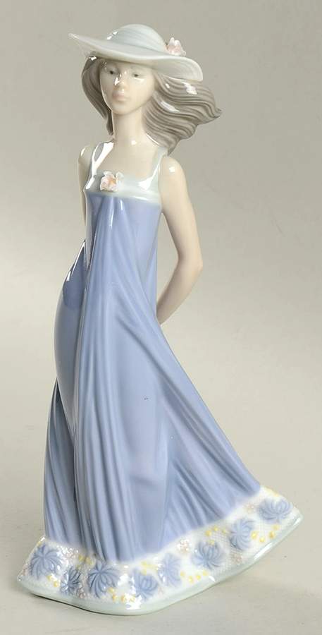 Straw Hat Girls Susan - Boxed by Lladro-1