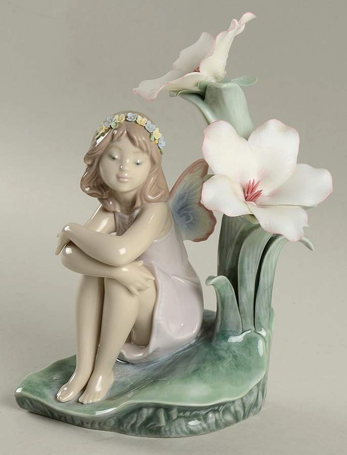 Lilypad Girls Lakeside Daydream - No Box by Lladro-1