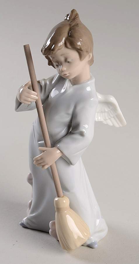 Angels and Cherubs Sweep Away The Clouds - Boxed by Lladro-1