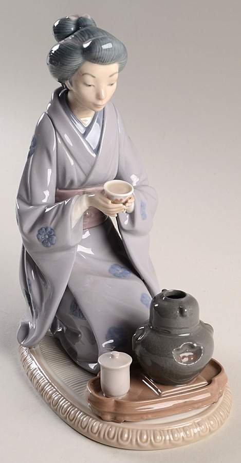 Asian Inspiration August Moon - Boxed by Lladro-1