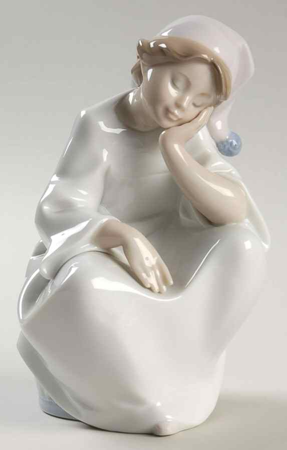 Children in Nightshirts Just Resting - Boxed by Lladro-1