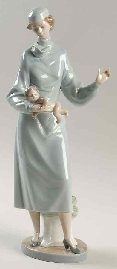 Professionals Midwife - Boxed by Lladro-1