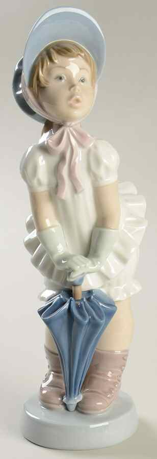 Young Girls Mimi - No Box by Lladro-1