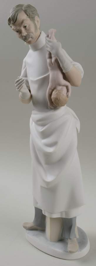 Professionals Obstetrician (Reduced Size) - No Box by Lladro-1