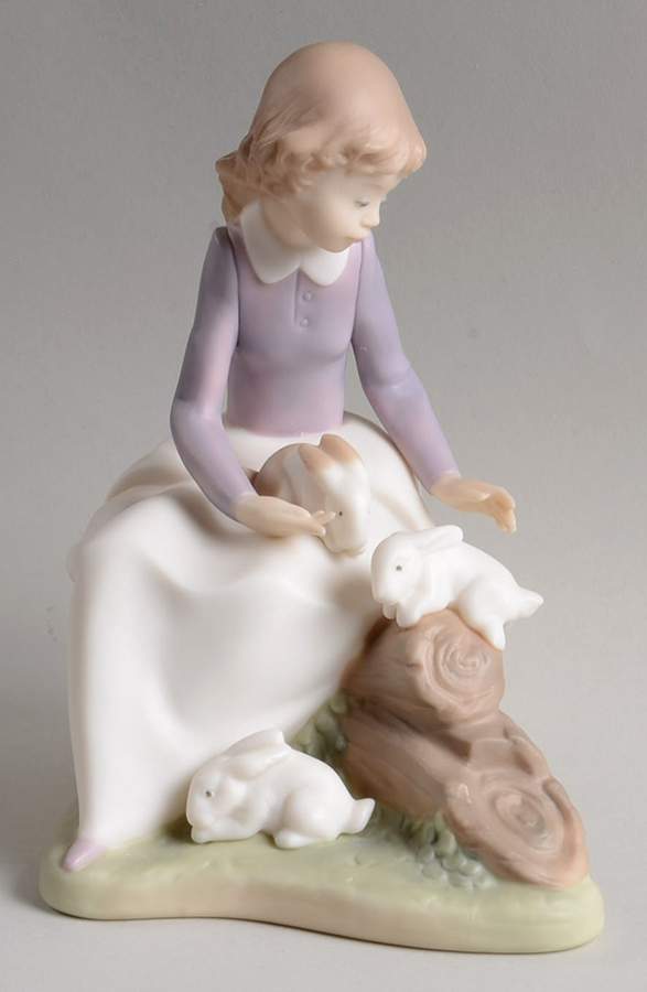 Golden Memories Making Friends-Girl With Rabbits - Boxed by Lladro-1