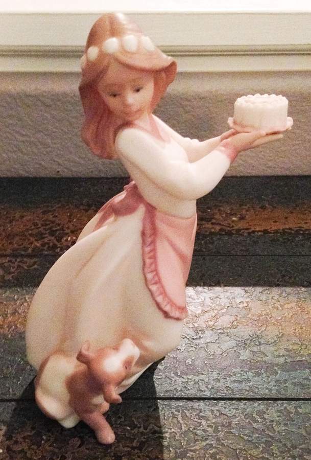 Golden Memories None For You - No Box by Lladro-1