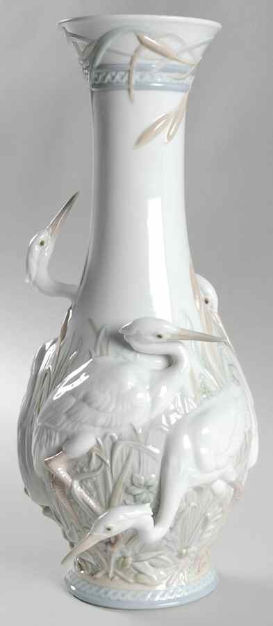 Lladro Vases & Urns Heron's Realm Vase - Boxed by Lladro-1