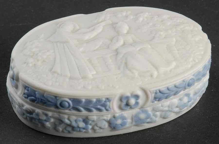 Lladro Boxes Oval Box - Decorated - No Box by Lladro-1