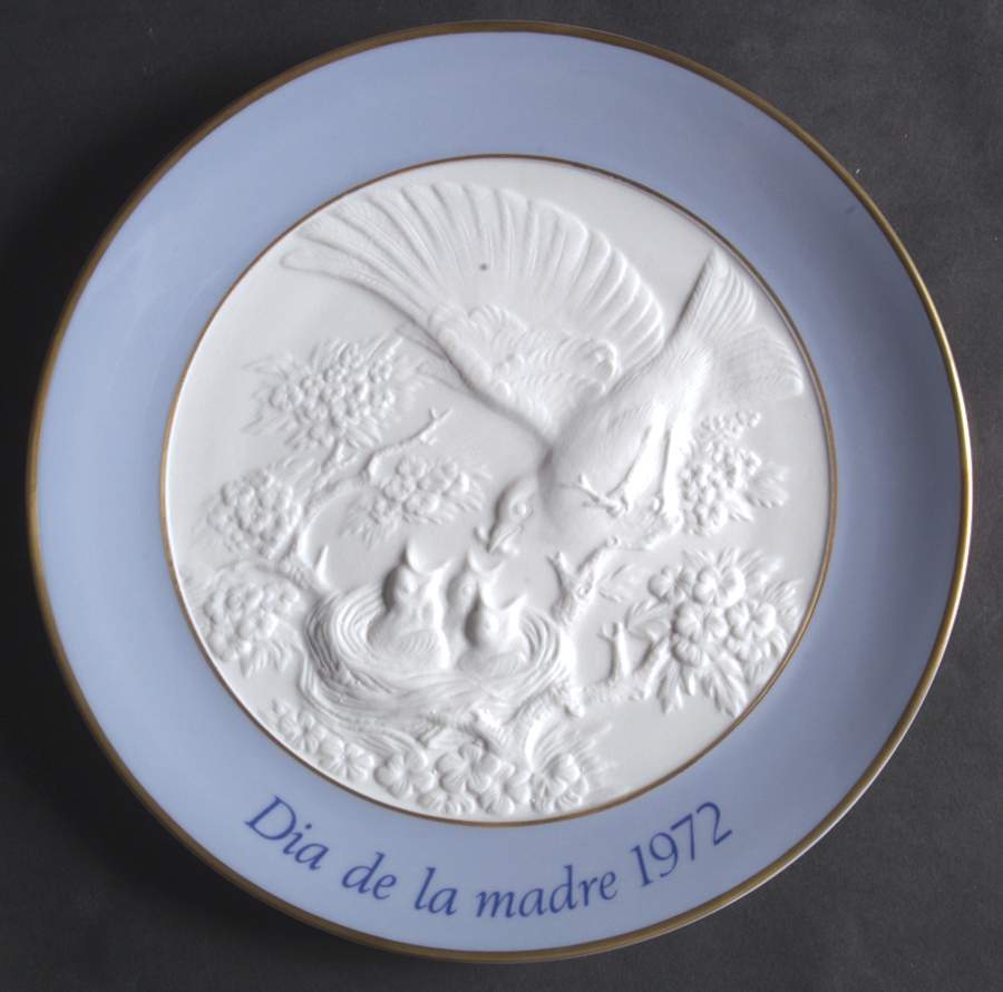 Mothers Day Plate-Annual Birds And Chicks-L7007 - Boxed by Lladro-1