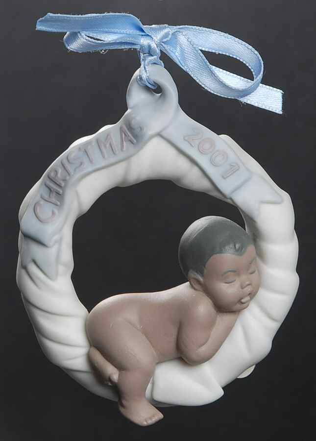 Baby's First Christmas 6720-Baby In Wreath (Black) - Boxed by Lladro-1