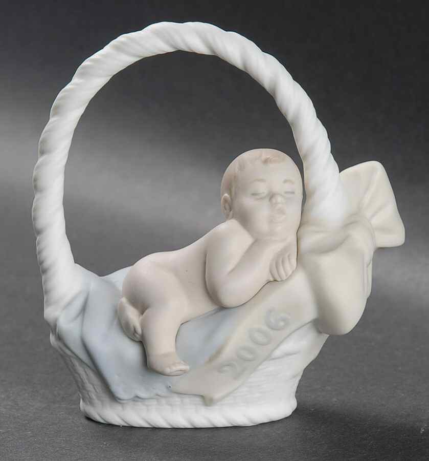 Annual New Born Collection Born In 2006 - Boy - No Box by Lladro-1