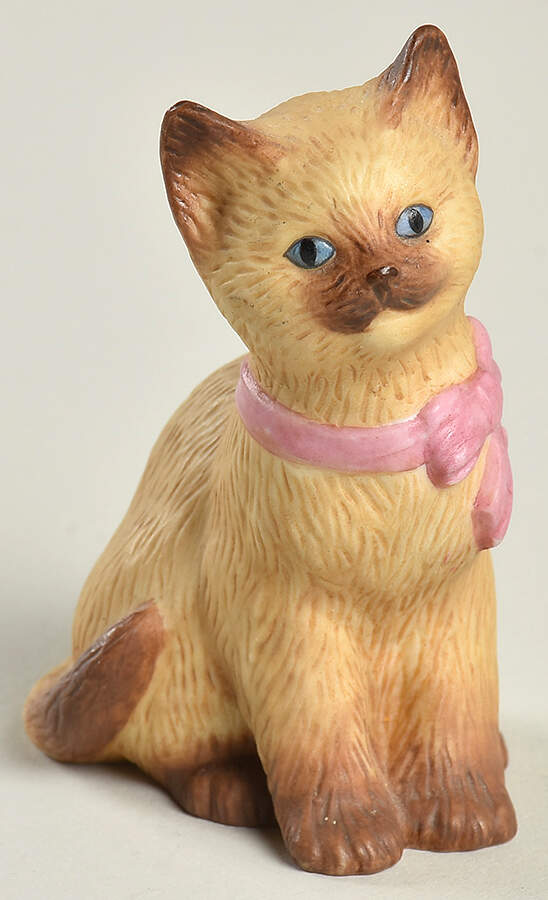 Lenox Figurines Siamese Kitten With Pink Bow - Boxed by Lenox-1