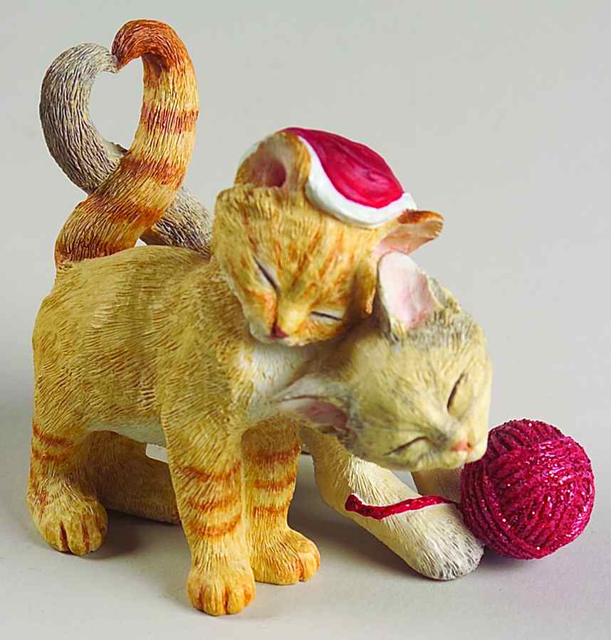 Sweet Kitties Sculpture Collection Kitty's Gift From The Heart - Boxed by Lenox-1