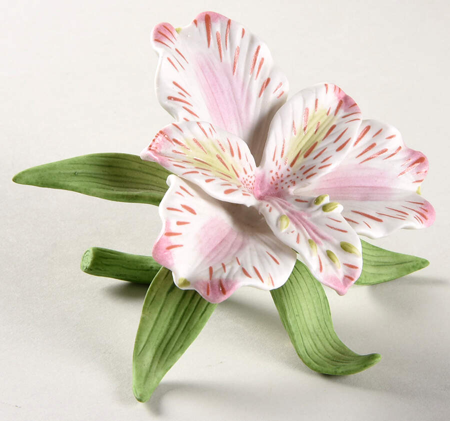 Garden Flowers Alstroemeria - Boxed by Lenox-1