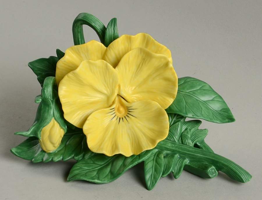 Garden Flowers Pansy-Yellow - Boxed by Lenox-1