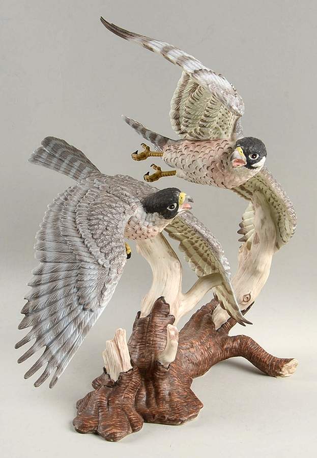 Hunters of The Sky Masters Of The Wind-Peregrin Falcons - Boxed by Lenox-1